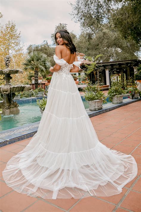 Beloved by Casablanca | De La Rosa's Bridal & Tuxedo - BL362 | De La