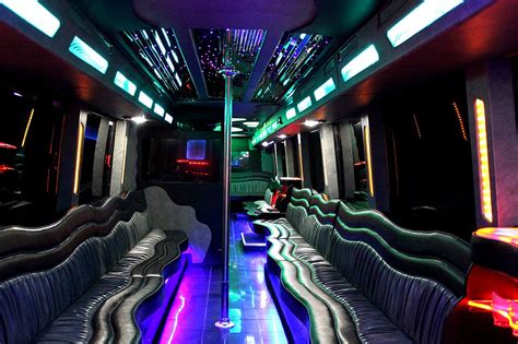 St Louis Limo Party Bus Rentals All About You Limos St Louis Mo