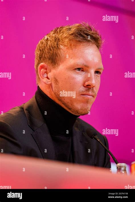 Allenatore Julian Nagelsmann Bayern Muenchen Immagini E Fotografie