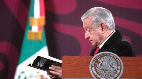 Triunfó La Libertad Perdió La Censura Dice Amlo Al Librar La Prohibición De Su Libro Mvs