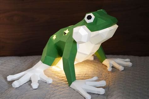 Pin on Frog low poly papercraft diy template