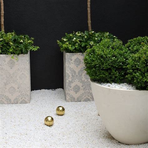 4 Stylishly Sneaky Ways To Add Privacy To Your Yard Plants That Repel