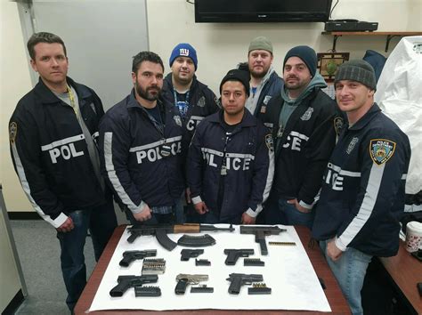 Nypd Cops Arrest 10 People Seize 9 Guns In Brooklyn Nypd News