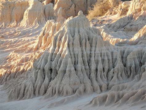 Ancient Australia Defining Moments | 1.3 Could this be Mungo Lady ...