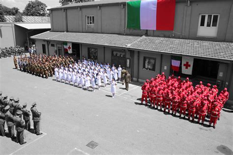 Giugno Sfilata Del Corpo Militare Volontario Cri L Orgoglio Di Rocca