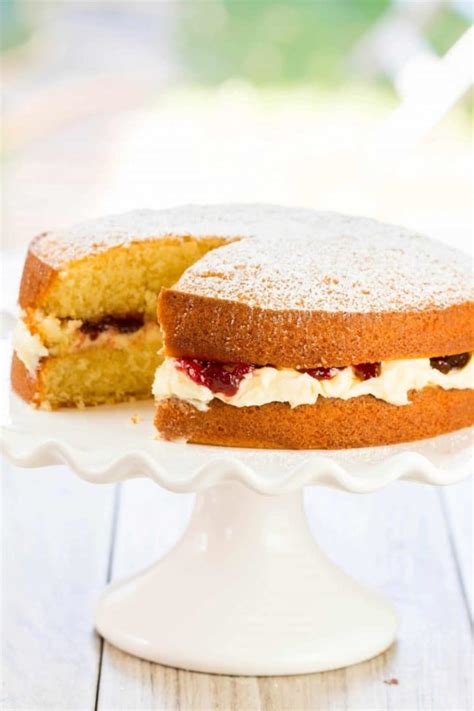 Victoria Sponge Cake Errens Kitchen