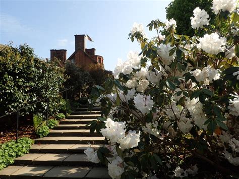 In The Garden At Chartwell Marathon Geograph Britain And Ireland