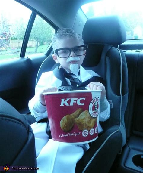 Colonel Sanders Halloween Costume | Last Minute Costume Ideas - Photo 2/3