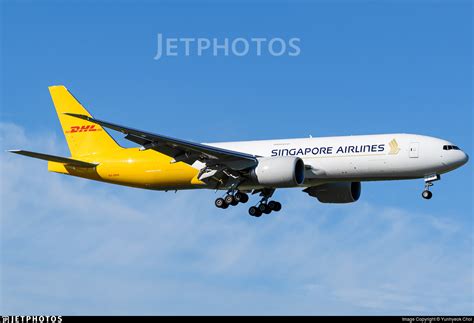 V Dha Boeing F Singapore Airlines Cargo Yunhyeok Choi