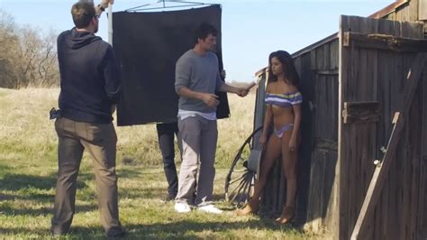 Selena Gomez: GQ Magazine 2016 (Behind the Scenes) -29 | GotCeleb