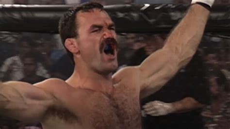 Mma Don Frye Des Poings Une Moustache Et Des Punchlines