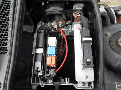 Car Repair World Where Is Fuel Pump Relay Located On Bmw E34 520i