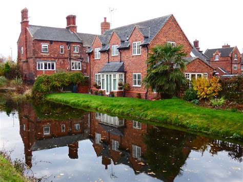 Chesterfield Canal Shireoaks Richard Chantry Flickr