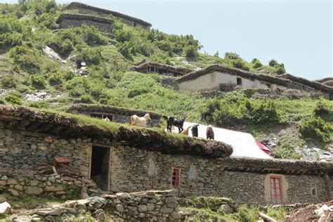 exploring  rich heritage  kashmiri architecture