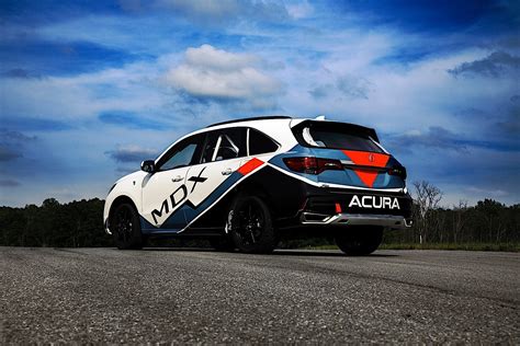 Acura Nsx To Pace And Race At The Pikes Peak Hill Climb