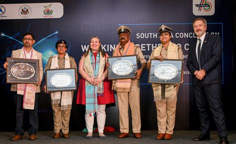 The US Consulate Begumpet Hyderabad has a surprisingly high approval 29