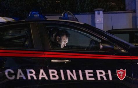 Aggressione Violenta A Padova Arrestato Un Minore Per Minaccia Con