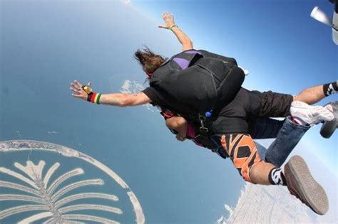 On Cloud 9 ! Skydiving in Dubai - Ghumakkar - Inspiring travel experiences.