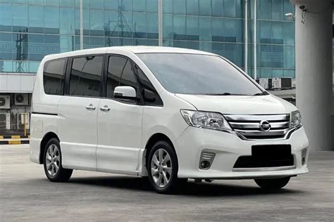 TDP 5juta Nissan Serena Hws 2 0 Matic 2013 Terawat Siap Pakai Mobil