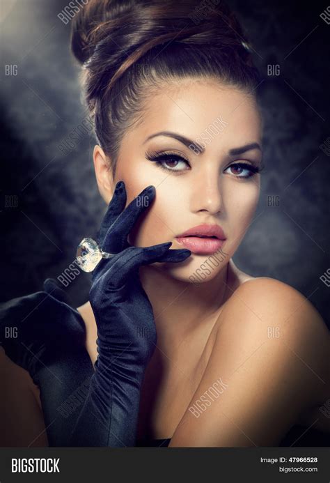 Beauty Fashion Glamour Image And Photo Free Trial Bigstock