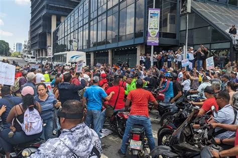 Enfrentamientos y marchas marcaron Día del Trabajador en Venezuela