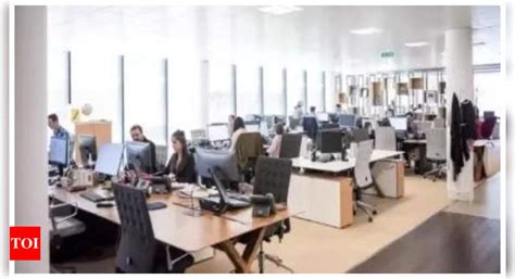 US jobs market defies expectations of January slowdown - Times of India