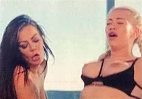 SOLVED Brunnette And Blonde MILF S Freeones Forum The Free Sex Community