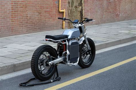 Switch Escrambler Electric Motorcycle Preview