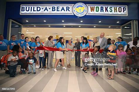 66 Build A Bear Workshop Store At Mall Of America Stock Photos, High ...