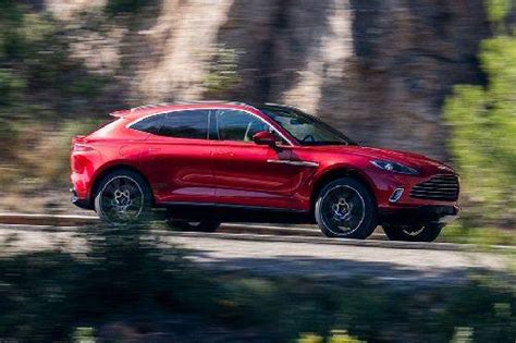 Aston Martin Dbx Vs Denza D9 Comparison Zigwheels