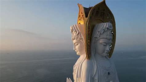 林希威 on Twitter Kuan yin in Sanya is 15 meters taller than the Statue