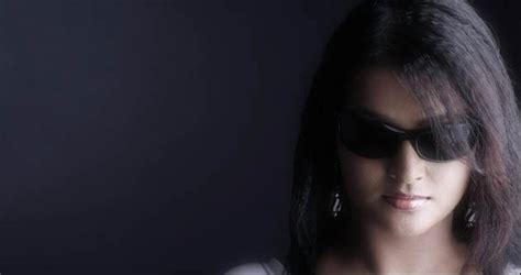 HOT PICTURE Remya Nambeesan Sexy Cute Glamorous Photoshoot Images Gallery