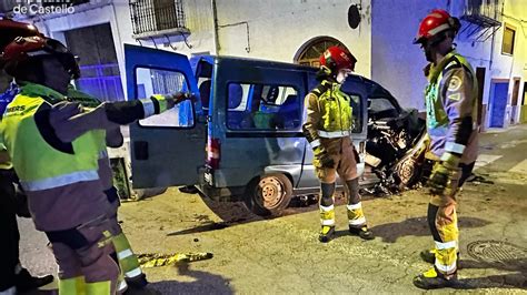 Mueren Dos Personas Y Otras Tres Resultan Heridas En Un Accidente De