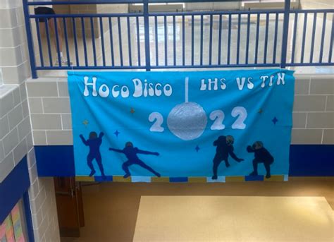 Homecoming banner competition inspires teamwork – The Tom-Tom