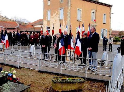 Hommage aux victimes de la rafle du 6 décembre 1943 Saint Julien de