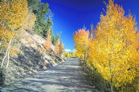 Top 6 Drives To See Fall Foliage Near Breckenridge Colorado With