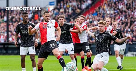 Grote Onzekerheid Richting Feyenoord Ajax Gaat De Klassieker Wel