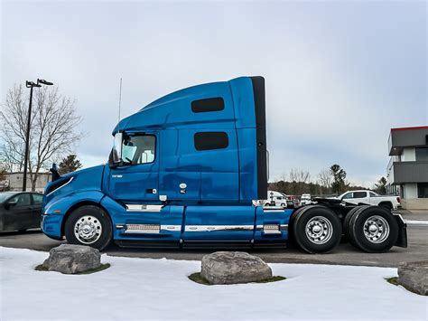 2020 Volvo VNL 760