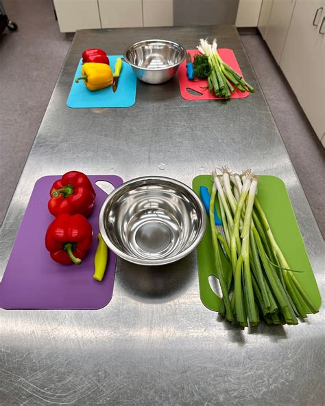 Grieving families find comfort in oak park memorial funeral chapel obituaries 23