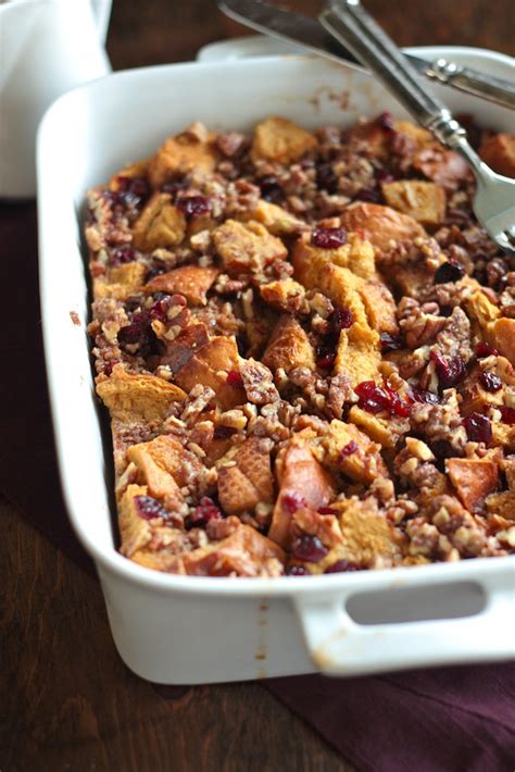 Cranberry Bread Pudding With Rum Cream Sauce Country Cleaver