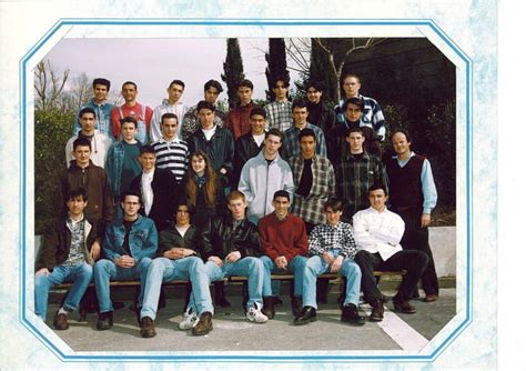 Photo de classe 1ère sti de 1995 Lycée Marie Madeleine Fourcade