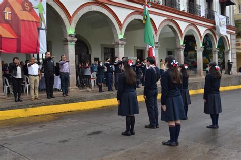 Ayuntamiento Municipal Promotor De Los Valores Cívicos Y Respeto A Los