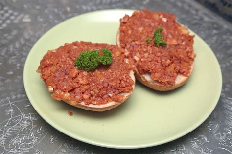 Squirrel of Nom's Tasty Treats: Veganes Mett | vegan mett