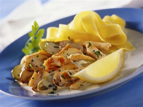 Putengeschnetzeltes Mit Champignons Rezept Eat Smarter