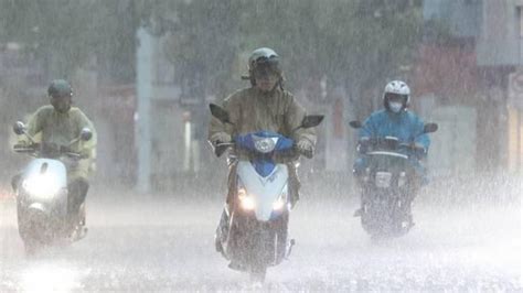 下班注意！午後雷陣雨來了 6縣市大雨特報｜東森新聞：新聞在哪 東森就在哪裡