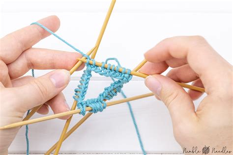 How To Knit In The Round On Double Pointed Needles For Beginners Video