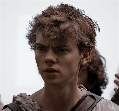 Newt Thomas Brodie Sangster Personajes De Maze Runner El Corredor Del Laberinto Fotos Raras