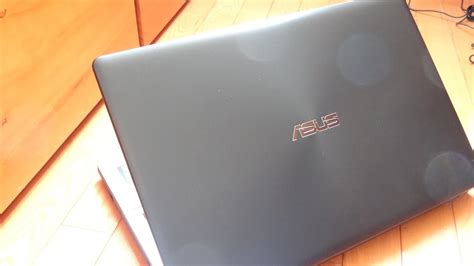 Unboxing And Taking A Look At The Asus R510lav Rs51 Laptop Youtube