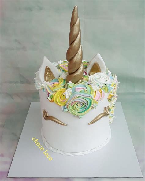 Unicorn Decorated Cake By Choco Loco Cakesdecor