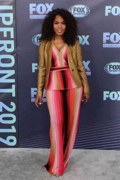 Pin By Maty Cise On Angela Bassett Fashion Dresses Two Piece Pant Set